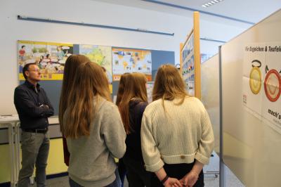 Das Bild zeigt den Mitmachparcours in Rain.