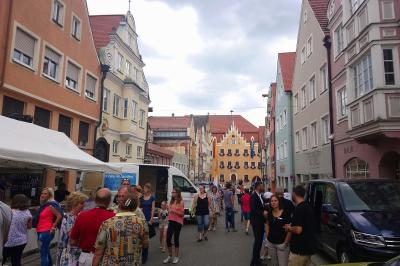 Automeile in der Reichstraße Donauwörth.