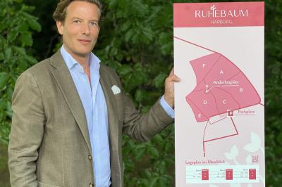 Erbprinz Carl-Eugen zu Oettingen-Wallerstein will mit dem Projekt "Ruhebaum" für alle Menschen Plätze schaffen, an denen sie der Nachwelt ihr grünes Vermächtnis hinterlassen können. 