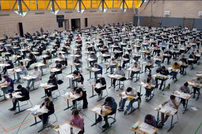 Abschlussprüfungen an der Hans-Leipelt Schule