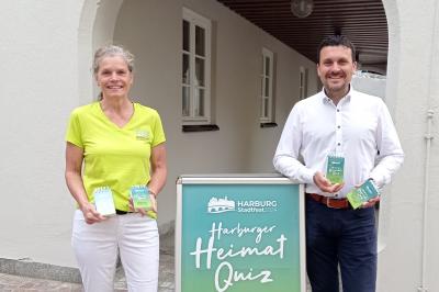 Susanne Faul und Bürgermeister Christoph Schmidt.