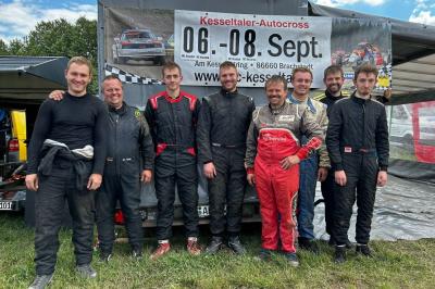 Hier sieht man die Teilnehmer des MC Kesseltal in Oschersleben.