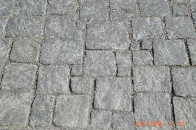 DAs Altstadpflaster in Nördlingen wird wieder saniert.