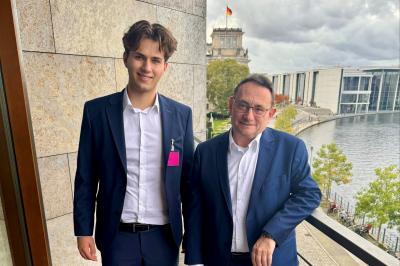 Planspiel Jugend und Parlament