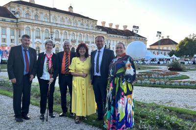 Der Stimmkreisabgeordnete Wolfgang Fackler ludt (von links) Josef und Maria Reichensberger aus Donauwörth, Josef Berkmüller (Monheim) sowie Erna Dirschinger (Buchdorf) ein, die mit ihm und seiner Frau einen schönen Abend verbrachten. 