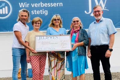 Unser Bild zeigt von links: Thomas Schürer, Ursula Kneißl-Eder, Traudi Kappeler, Maja Pauer und Wolfgang Oswald. 