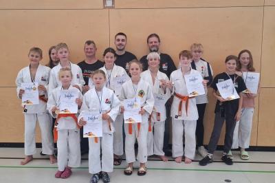 Wemdings Nachwuchs-Judokas glänzten bei den Schwäbischen Meisterschaften.