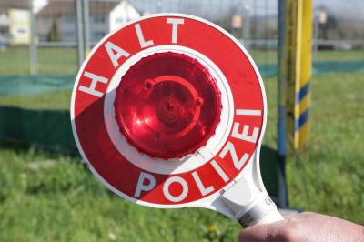 Polizeikontrolle (Symbolbild)