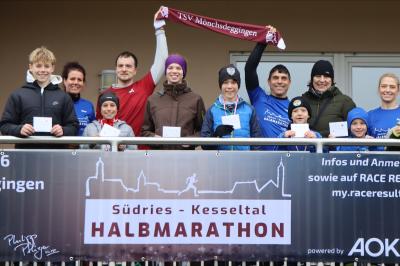 Jedermannslauf Mönchsdeggingen Altersklassensieger der Schüler Kurzstrecke.