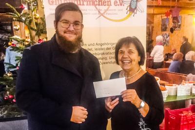 Lucas Schröttle (Telemeter Electronic) und Rosmarie Schweyer. 