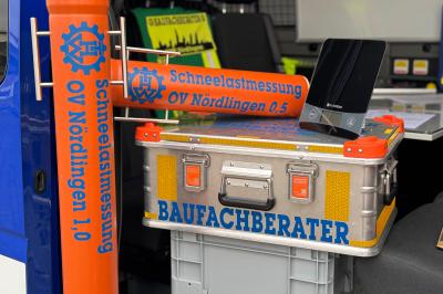 Die Schneelastmessung ist eine besondere Fähigkeit des THW Nördlingens.