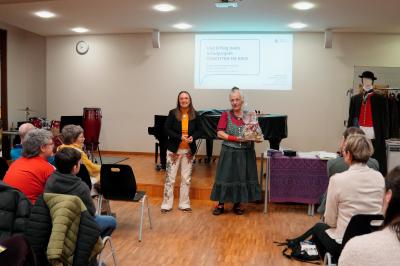 Trachtenvortrag Cornelia Bäuml