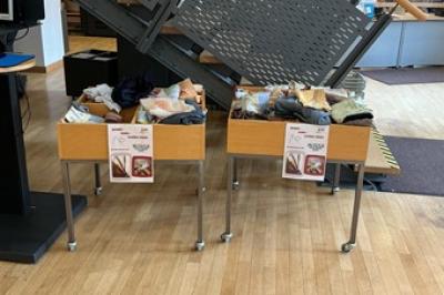Stoff-Tauschbörse in der Stadtbibliothek Nördlingen 