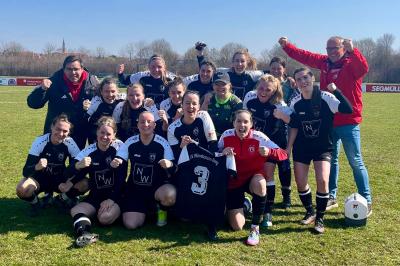 Die Damenmannschaft des SV Wörnitzstein-Berg.