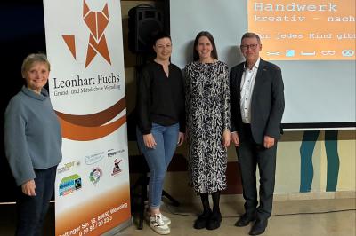  Margit Stimpfle, Stefanie Estner, Ramona Brandt, Landrat Stefan Rößle