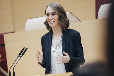 Eva Lettenbauer im Bayerischen Landtag.