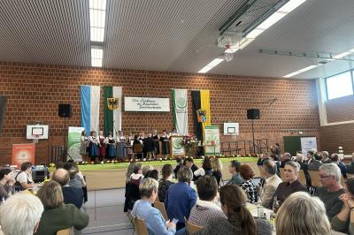 Beim Landfrauentag in der Wörnitzhalle in Harburg waren gut 700 Gäste anwesend. 