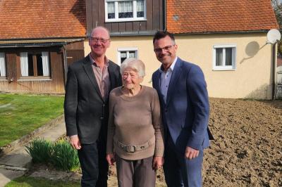 Stellvertreter des Landrates Erwin Seiler, Martha Lichtenstern, Oberbürgermeister Jürgen Sorré