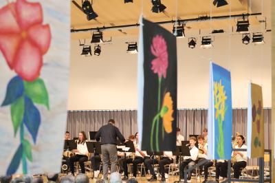 Musik und Kunst verschmelzen zu einem einzigartigen Erlebnis, wenn die Big Band des THG Nördlingen und die Fachschaft Kunst zum Jazz-Kunst-Abend einladen. 