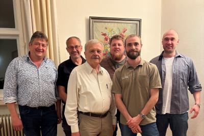 Von links: Stv. Obermeister Manfred Podersaunig, Stv. Obermeister Rolf Röttinger, Obermeister Franz Rebele, Michael Kotz, Philipp Bräutigam, Wolfgang Lachner – es fehlen Georg Eger und Ulrich Gerstner