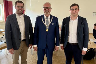 Die Bürgermeister der Stadt Rain (von links): Simon Briglmeier (3. Bürgermeister), Karl Rehm (1. Bürgermeister) und Manuel Paula (2. Bürgermeister). 