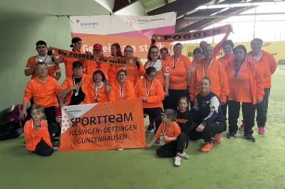 Das Bild zeigt das erfolgreiche Team. 