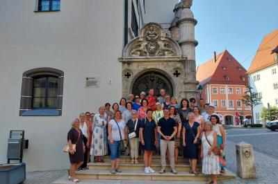 Mitglieder des Netzwerks „Unternehmerfrauen im Handwerk“ (UFH) Härtsfeld-Ipf-Ries besuchten am 24. Juni das Nördlinger Rathaus.