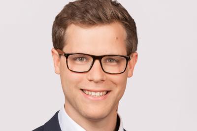 Zum 1. Juni übernimmt der 33-jährige Bezirksrat Frederik Hintermayr aus Asbach-Bäumenheim den Vorsitz der SPD-Fraktion im Bezirkstag von Schwaben.