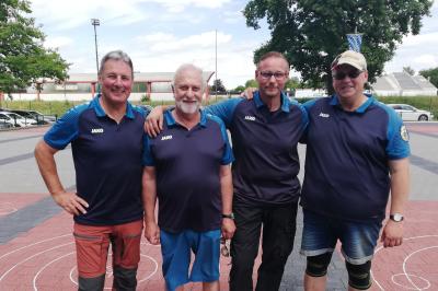 Von links nach rechts: Leonhard Kempter, Wolfgang Rösch, Stefan Karg und Gerald Zajitschek