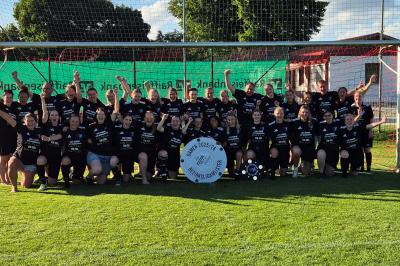 SG Wechingen/Alerheim 1 feiert Aufstieg in Bezirksoberliga