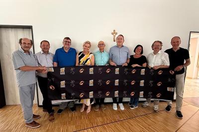 v.l.n.r.: Paul Iacob, Andreas Haug, Horst Altmann, Michaela Grün, Manfred Hahn, Stefan Münchmeyer, Julia Riedle, Armin Neudert, Thomas Pihusch