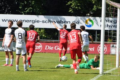 Jubel nach Jannik Schusters Tor zum 2:0.