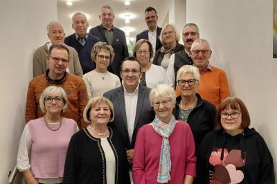 Von oben nach unten, von links nach rechts): Alfred Wider, Raimund Hurler, Albert Riedelsheimer, Jürgen Sorrè, Doris Ritter, Martin Volk, Renate Ruf, Gabriele Fograscher, Thomas Mittring, Branko Schäpers, Franz Schneider, Heidi Wiedemann, Helene Ludwig, Marianne Graf, Ingrid Kirsch und Sabine Gayr