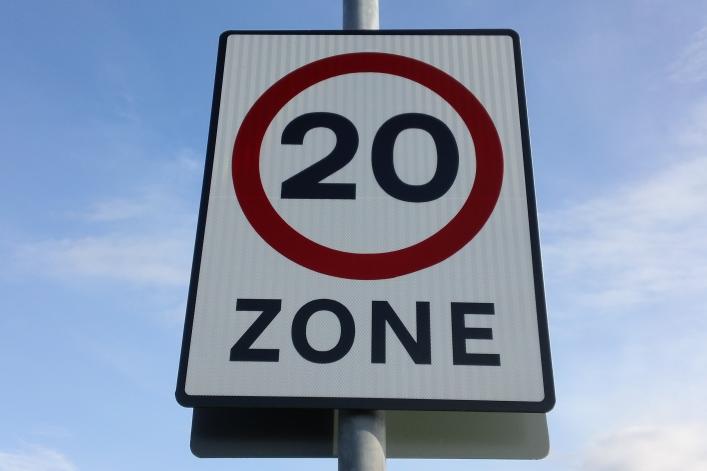 Tempo 20 Schild 