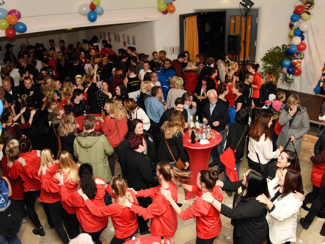 Stimmung im Foyer der Stadthalle