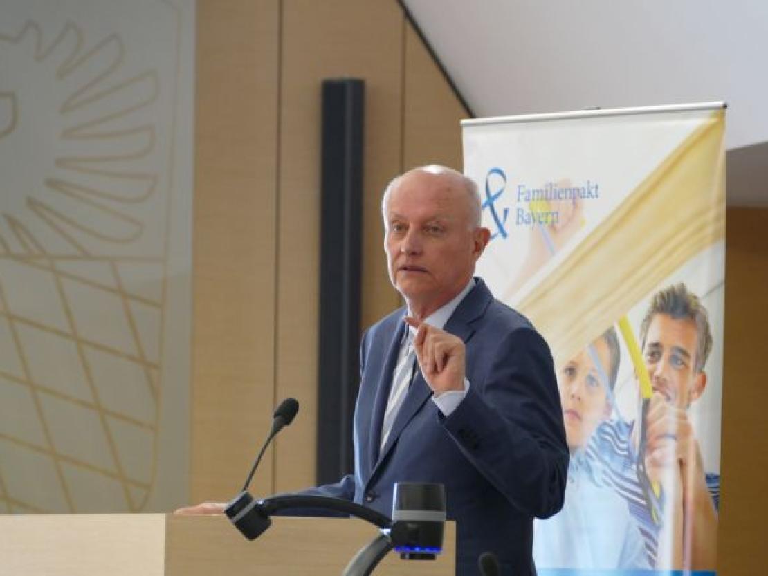 Familienpakt Bayern@JennyWagnerr0001
