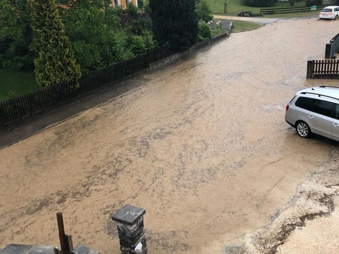 32326656_195161061110413_5789153033497608192_n