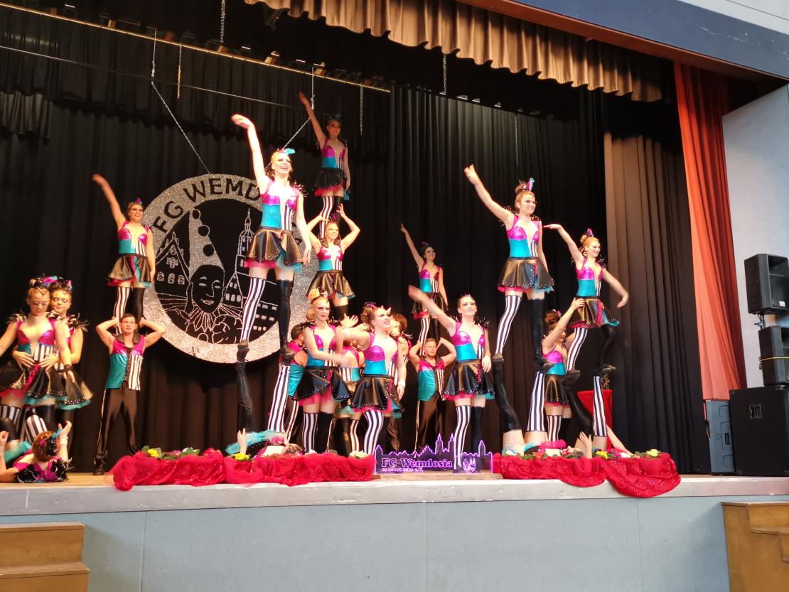 Gardetreffen Wemding - Showformation Huisheim 2