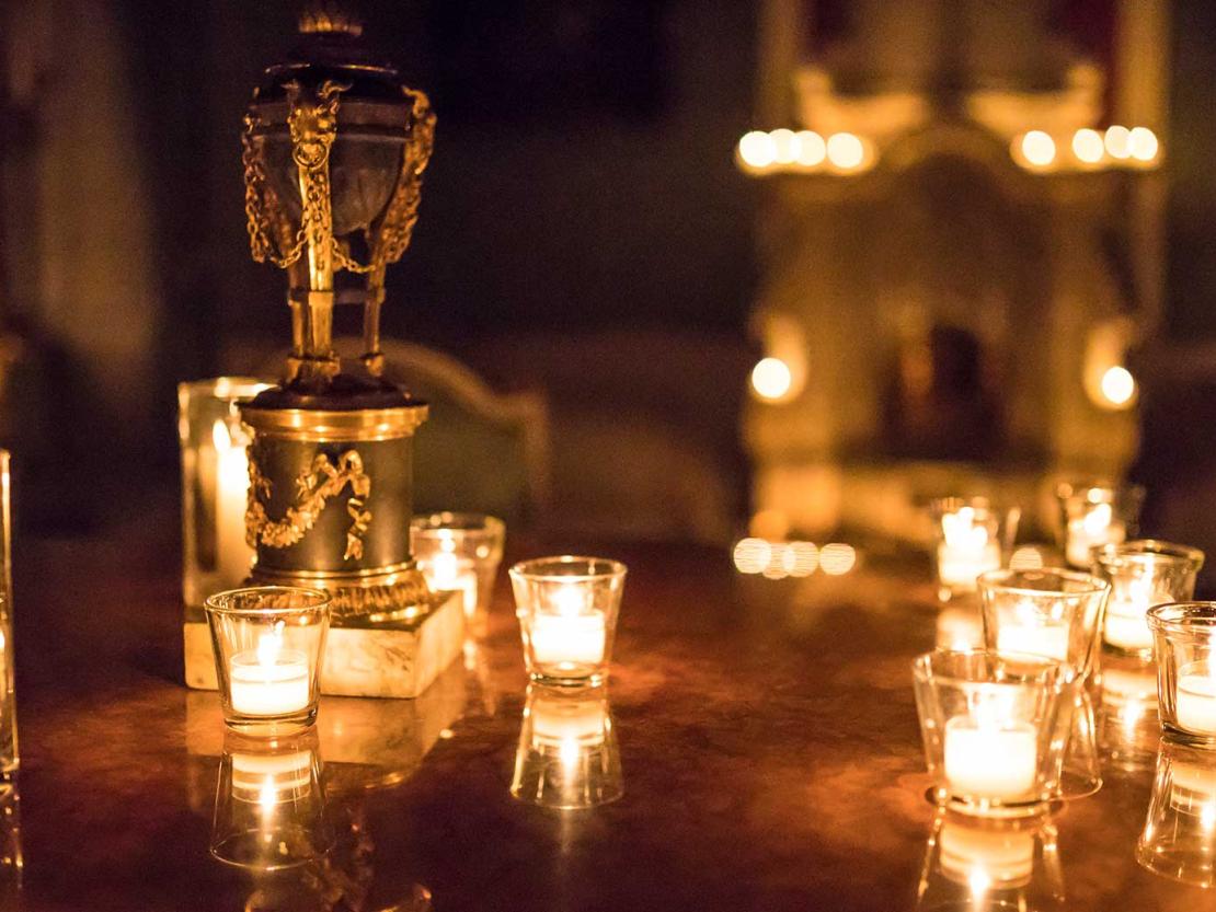 Schloss Baldern Nachtführung bei Kerzenschein.