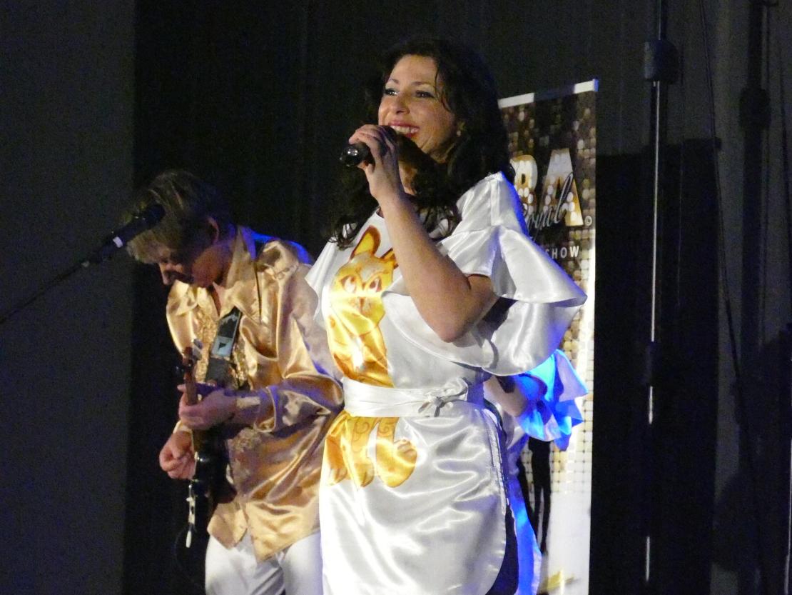 Eine Reise zurück in die 70ger Jahre mit Abba Royal. 