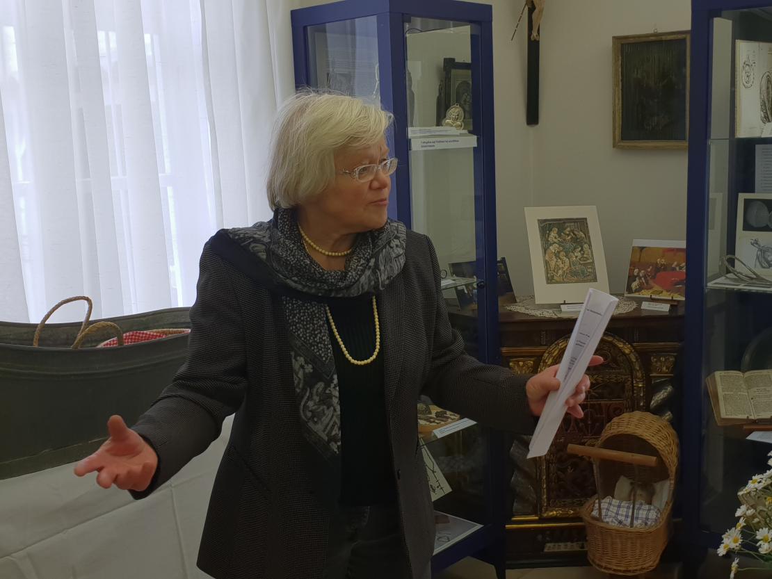 „Taufspritze und Geburtsstuhl - Vom Kinderkriegen in alten Zeiten“