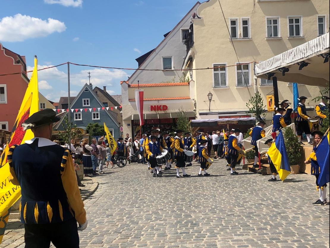 Löwen, Gunst und Gulden Wemding