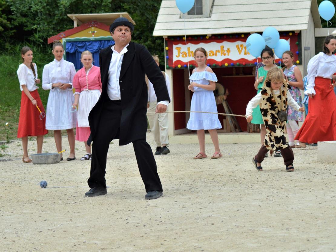 Theater Donauwörth 2019 Michel in der Suppenschüssel