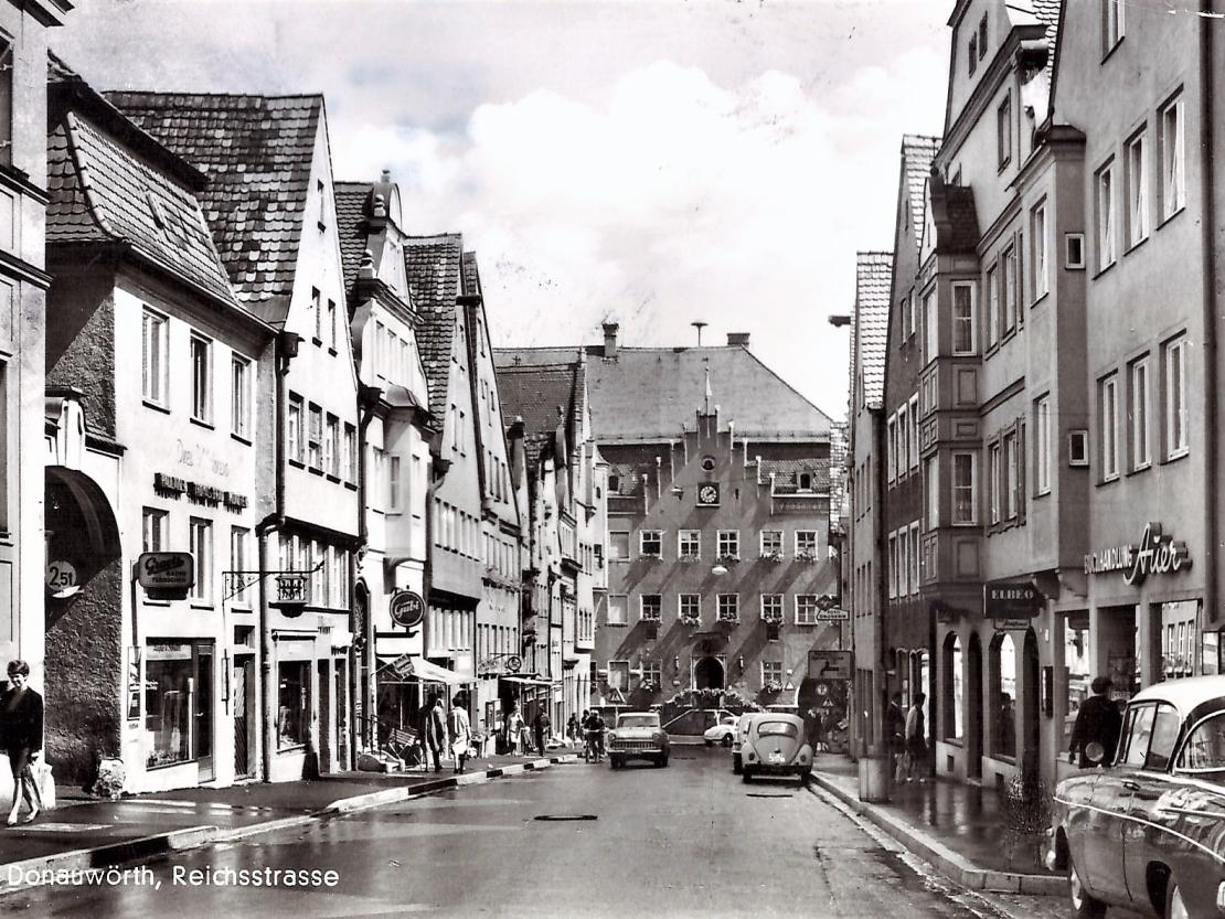 Die Reichsstraße im Jahr 1968 – damals wie heute einer der schönsten Straßenzüge Süddeutschlands.