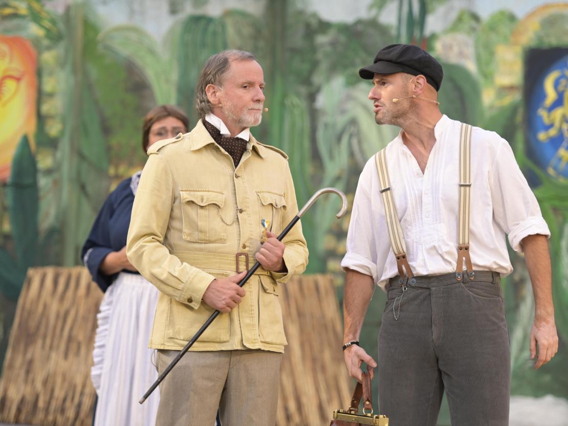 Der Theaterverein Donauwörth e.V. spielt "In 80 Tagen um die Welt" auf der Freilichtbühne Donauwörth 