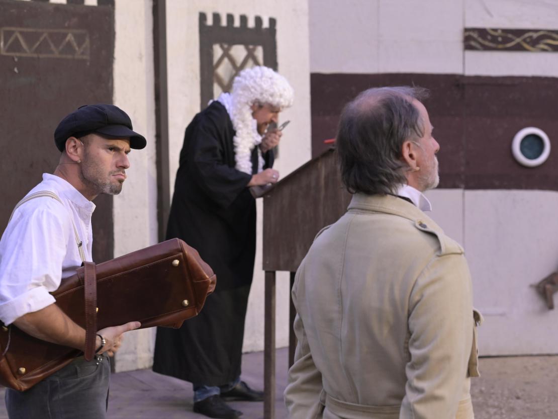 Der Theaterverein Donauwörth e.V. spielt "Um 80 Tagen um die Welt" auf der Freilichtbühne am Mangoldfelsen. 