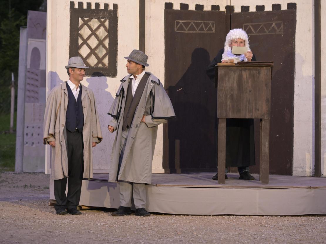 Der Theaterverein Donauwörth e.V. spielt "Um 80 Tagen um die Welt" auf der Freilichtbühne am Mangoldfelsen. 