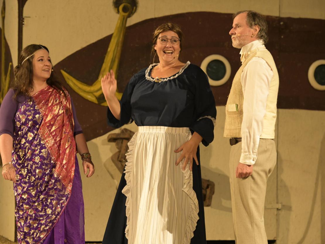 Der Theaterverein Donauwörth e.V. spielt "Um 80 Tagen um die Welt" auf der Freilichtbühne am Mangoldfelsen. 