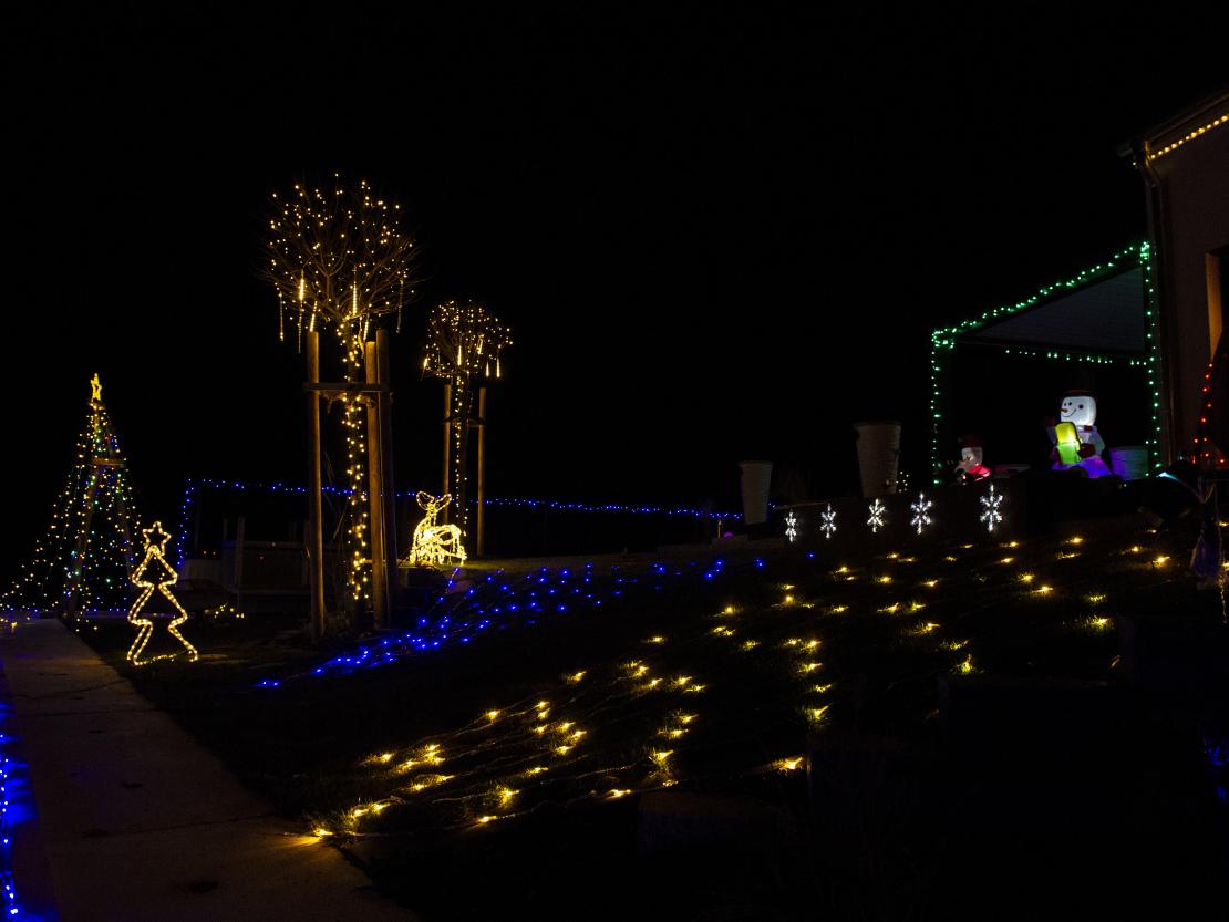 Das Bild zeigt das Weihnachtshaus in Schopflohe.