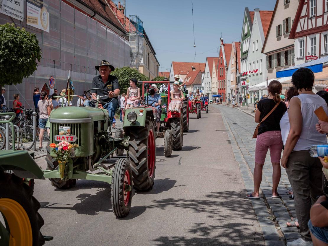Das Bild zeigt den Nördlinger Messumzug 2022